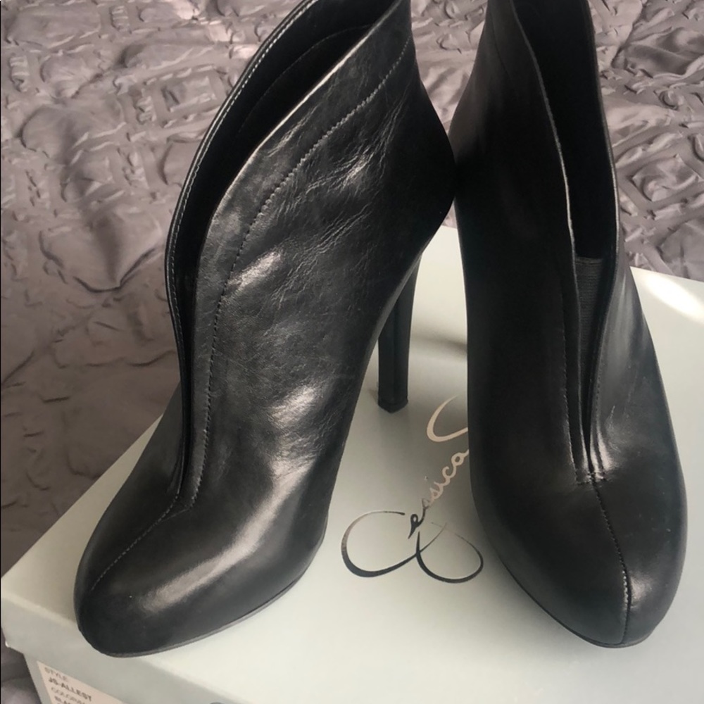 Black Jessica Simpson heels